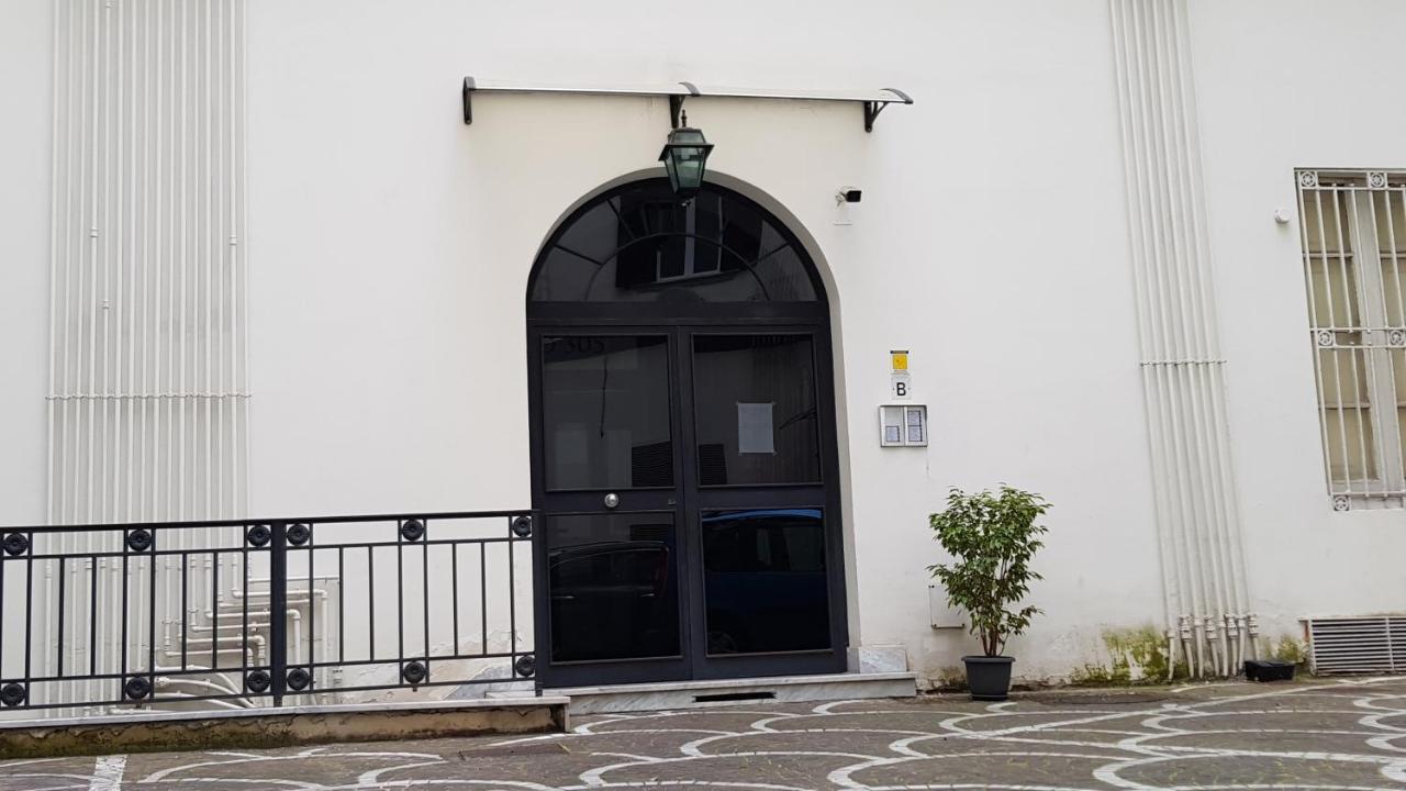 La Preziosa Apartment Duomo Neapel Exterior foto